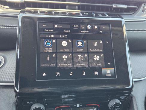 Used 2023 Jeep Grand Cherokee Laredo RWD image 7
