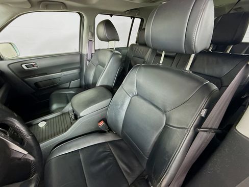 Used 2014 Honda Pilot Touring image 26