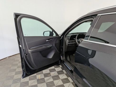 Certified 2024 Cadillac XT4 Premium Luxury w/ Cold Weather Package image 15