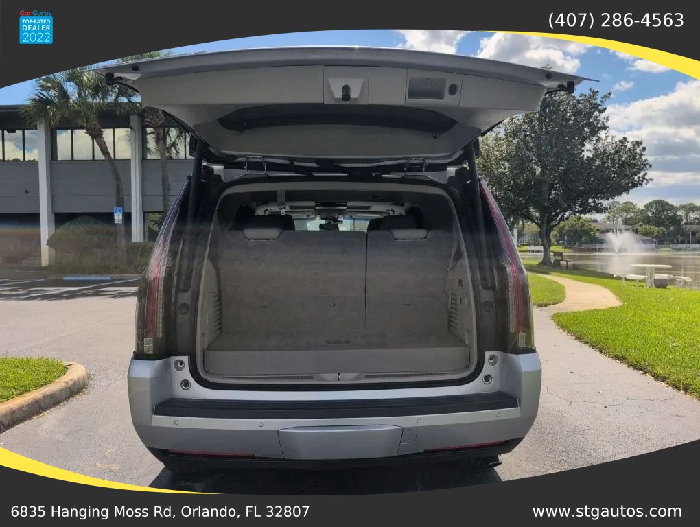Used 2018 Cadillac Escalade Premium Luxury AWD/4WD image 36