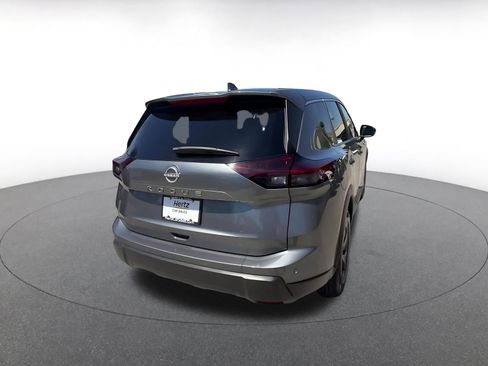 Used 2025 Nissan Rogue SV FWD image 14