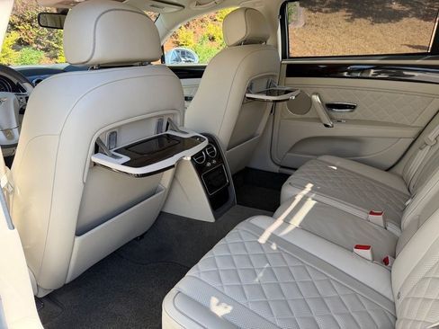 Certified 2018 Bentley Flying Spur V8 AWD/4WD image 34