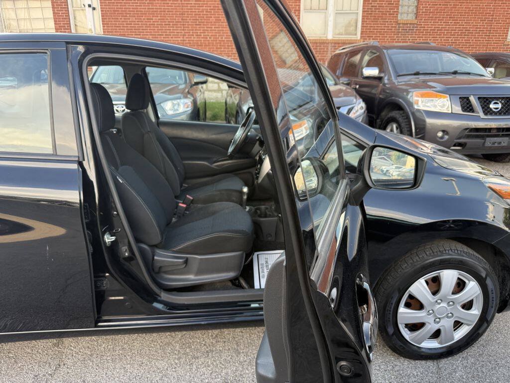Used 2018 Nissan Versa Note SV FWD image 20