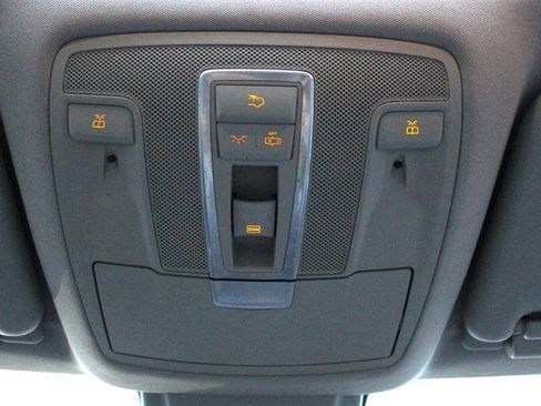 Used 2015 Mercedes-Benz ML 350 4MATIC image 22