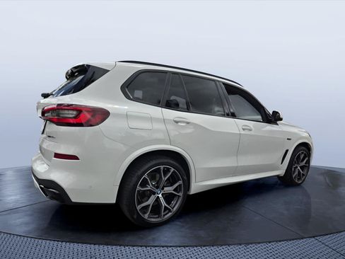 Used 2022 BMW X5 xDrive45e w/ M Sport Package AWD/4WD image 6