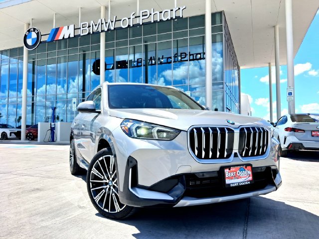New 2026 BMW X1 xDrive28i w/ Technology Package AWD/4WD image 1