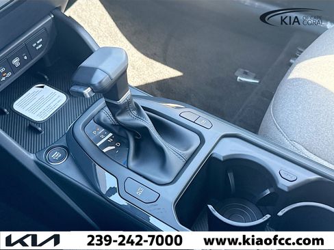 New 2025 Kia K4 EX FWD image 24