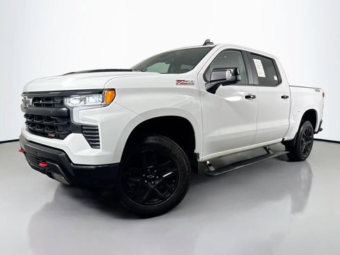 Used 2022 Chevrolet Silverado 1500 LT Trail Boss w/ LT Trail Boss Premium Package image 1