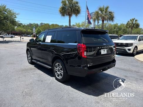 Certified 2025 Ford Expedition Active AWD/4WD image 6