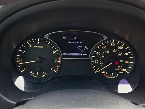 Used 2016 Nissan Altima 2.5 SR w/ LED Appearance Package FWD image 20