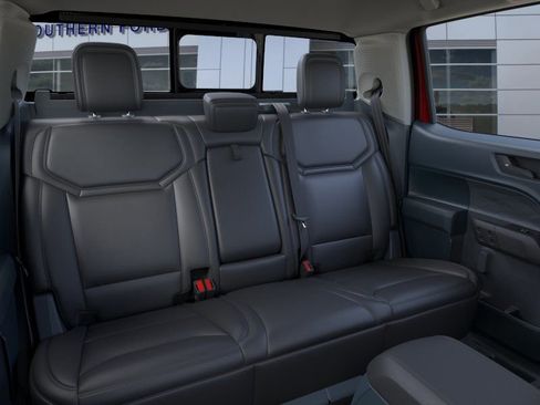 New 2026 Ford Maverick Lariat image 12