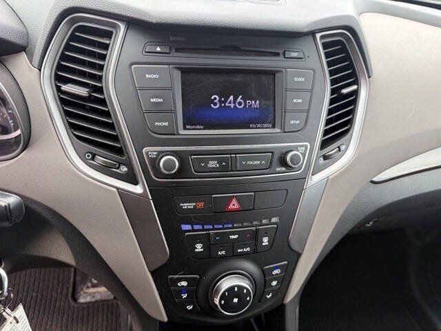 Used 2018 Hyundai Santa Fe Sport w/ Cargo Package FWD image 18