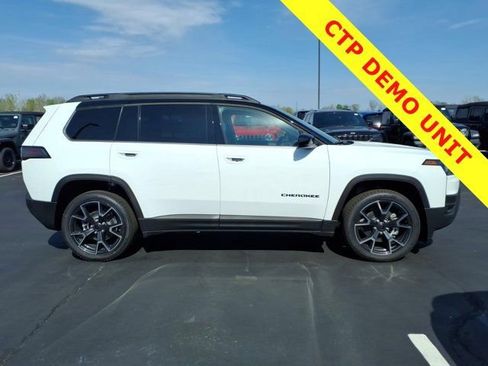 New 2026 Jeep Cherokee Overland AWD/4WD image 18