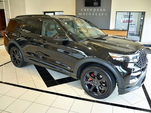 Used 2022 Ford Explorer ST w/ ST High-Performance Pack AWD/4WD image 7