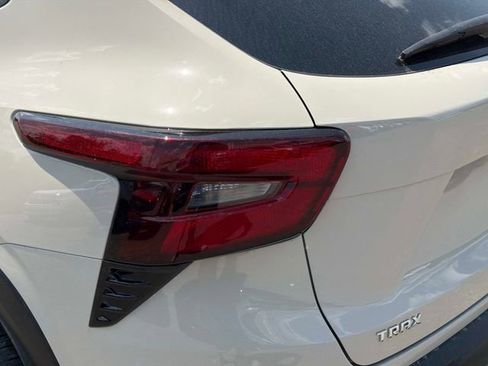 New 2026 Chevrolet Trax ACTIV FWD image 11