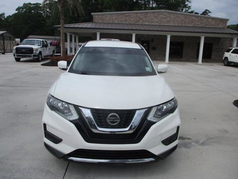 Used 2019 Nissan Rogue S image 12