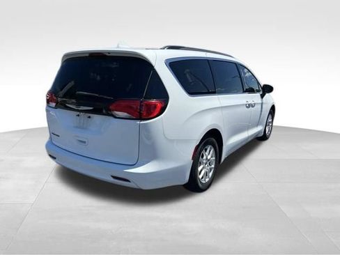 Used 2020 Chrysler Voyager Lxi FWD image 7