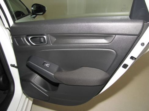 Certified 2025 Honda Civic LX image 17