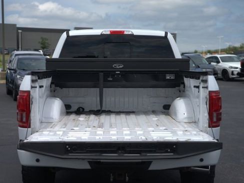 Used 2017 Ford F150 Lariat w/ Equipment Group 502A Luxury AWD/4WD image 31