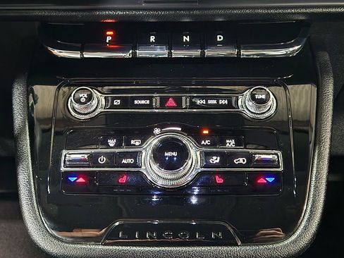 Used 2022 Lincoln Corsair FWD image 37