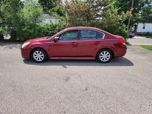 Used 2011 Subaru Legacy 2.5i Premium AWD/4WD image 13