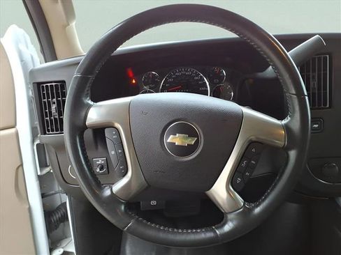 Used 2019 Chevrolet Express 2500 w/ Driver Convenience Package image 16