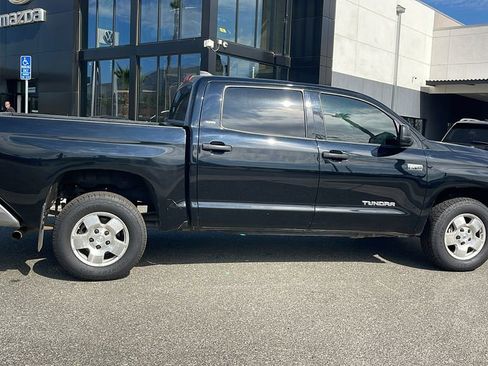 Used 2020 Toyota Tundra SR5 image 6