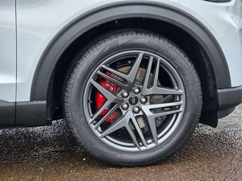 New 2026 Ford Explorer ST w/ Sun And Sound Package image 41