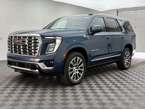 New 2026 GMC Yukon Denali w/ Sun & Power Step Package AWD/4WD image 2
