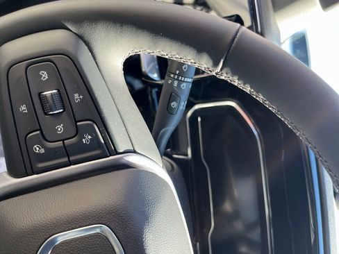 New 2025 GMC Sierra 1500 Elevation image 15