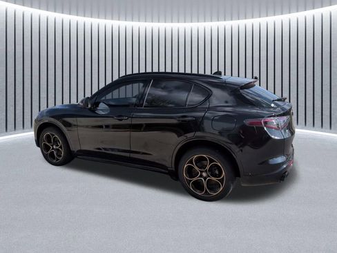 Used 2025 Alfa Romeo Stelvio Sprint AWD/4WD image 13