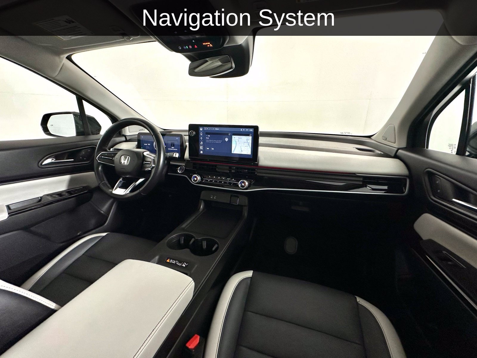 Used 2024 Honda Prologue Touring image 2
