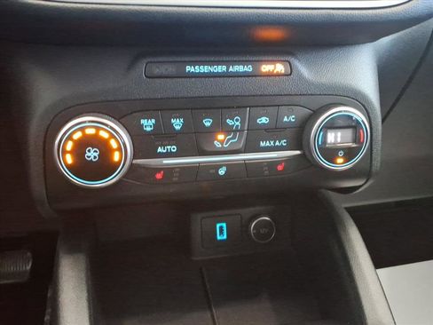 Used 2020 Ford Escape SEL image 24