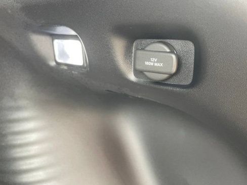 Used 2024 Honda HR-V Sport image 16