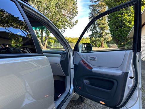 Used 2007 Toyota Highlander Sport image 33