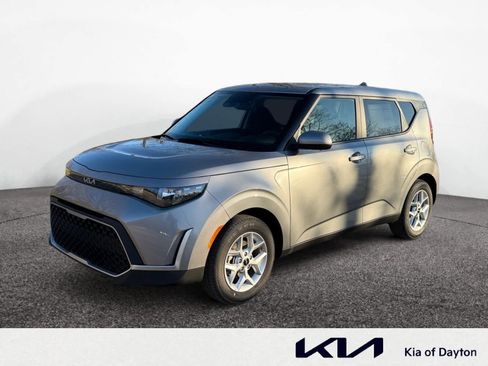 New 2025 Kia Soul LX image 1