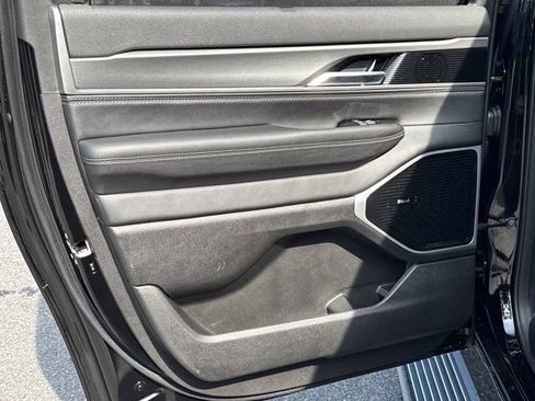 New 2026 Jeep Grand Wagoneer L Limited AWD/4WD image 21