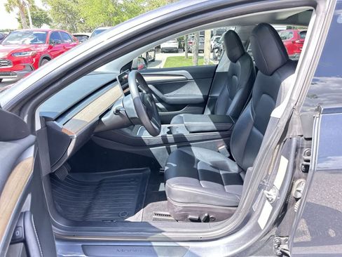 Used 2022 Tesla Model 3 Long Range AWD/4WD image 2