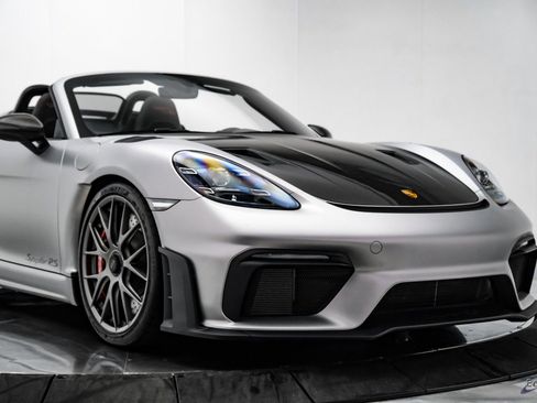 Used 2024 Porsche 718 Boxster Spyder RS image 34