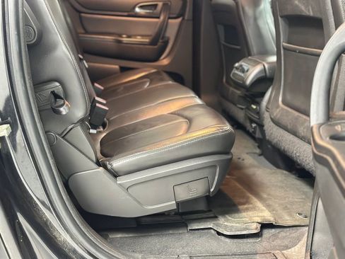 Used 2015 Chevrolet Traverse LT image 23