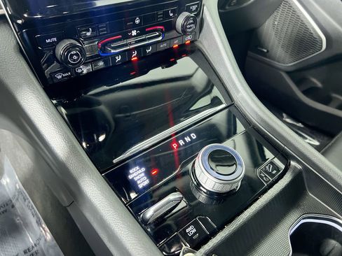 Used 2024 Jeep Grand Cherokee Limited 4xe image 21