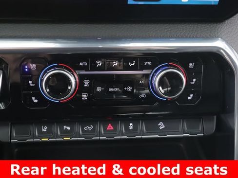 Used 2025 GMC Sierra 2500 Denali w/ Denali Reserve Package AWD/4WD image 4