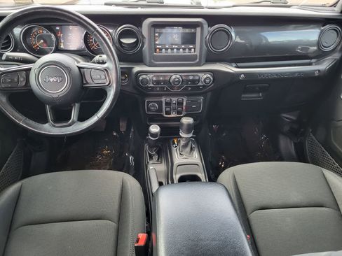 Used 2020 Jeep Wrangler Unlimited Sport AWD/4WD image 25