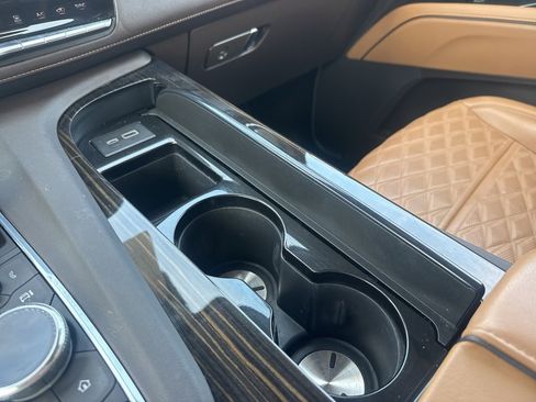 Used 2022 Cadillac Escalade Sport w/ Heavy-Duty Trailer Package image 30