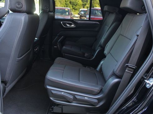 Used 2023 Chevrolet Tahoe RST w/ Luxury Package RWD image 17