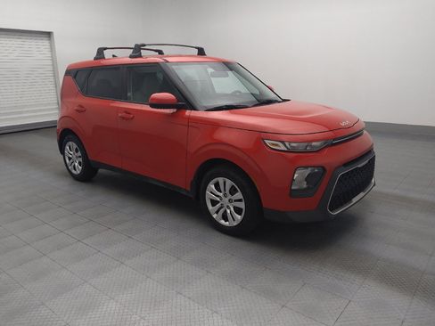 Used 2022 Kia Soul LX image 11