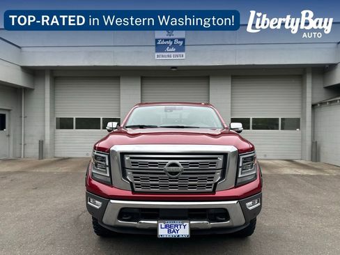 Used 2021 Nissan Titan Platinum Reserve w/ Moonroof Package AWD/4WD image 2