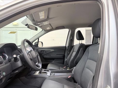 Used 2018 Honda Ridgeline Sport image 14