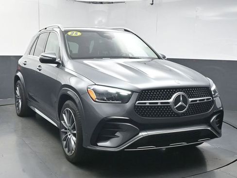 Used 2025 Mercedes-Benz GLE 350 4MATIC image 3