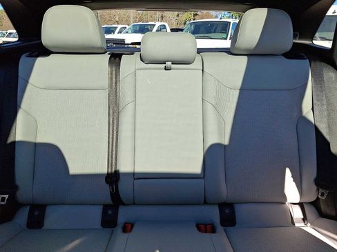 Used 2022 Volkswagen ID.4 Pro S image 14